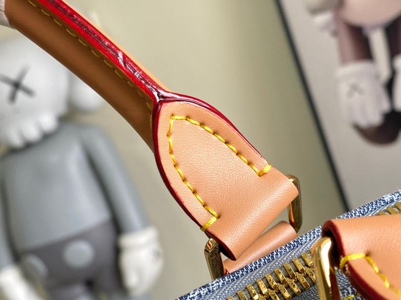 Louis Vuitton Travel Bags